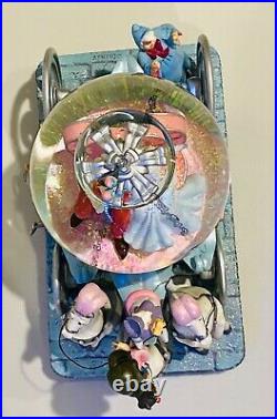 50th Anniversary Cinderella Stage Coach Musical Snow Globe In Great Condition