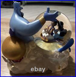 A Whole New World Disney Snow Globe Genie Aladdin Jasmine Carpet Ride Music Box