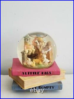 ACCEPTING OFFERS Disney Three little Pigs Music Box Snow Globe Vintage HTF IN US