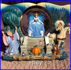 CHIPPED TWO SIDED Cinderella BEFORE/AFTER Musical GLOBE Disney RESORT EXCLUSIVE