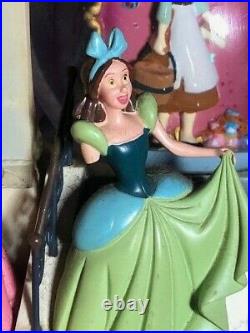 CHIPPED TWO SIDED Cinderella BEFORE/AFTER Musical GLOBE Disney RESORT EXCLUSIVE
