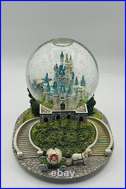 Cinderella Castle Walt Disney Musical Light Up Snow Globe So This Is Love Read