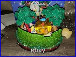 DISNEY Alice in Wonderland Tea Party Snow Globe Music Box Figure