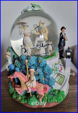 DISNEY STORE Mary Poppins Let's Go Fly A Kite Water Snow Globe Music Box