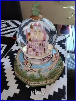 Disney 1963 It's a Small World Musical Snow Globe Retired Rare Perfect working