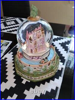 Disney 1963 It's a Small World Musical Snow Globe Retired Rare Perfect working