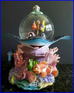 Disney 2003 Finding Nemo Coral Reef Musical Snow Globe #95526 Over The Waves