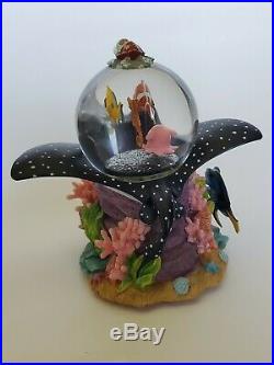 Disney 2003 Finding Nemo Coral Reef Musical Snow Globe #95526 Over The Waves