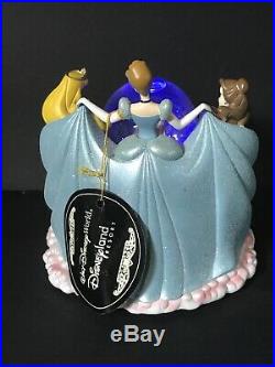 Disney 6 Princess Musical Light Snow Globe Cinderella Jasmine Belle Ariel Castle