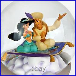 Disney Aladdin Jasmine Snowglobe Music Box A Whole New World Disneystore