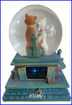 Disney Aristocats 40th Anniversary Music Box Snow globe Lights Up tested Holiday