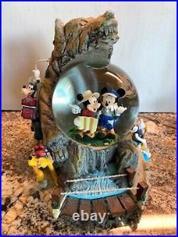 Disney California Adventure Musical Snow Globe Mickey Pluto Wolf Mountain Goofy