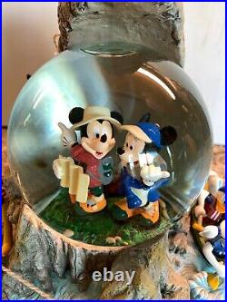 Disney California Adventure Musical Snow Globe Mickey Pluto Wolf Mountain Goofy