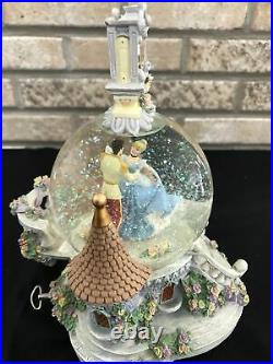 Disney Cinderella Light Up Musical Snow Globe Plays So This Is Love