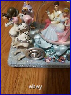 Disney Cinderella Musical Snow Globe Carriage Prince Charming So This is Love