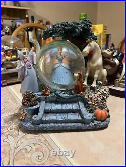 Disney Cinderella Musical Snow Globe Magical Gown Music Box Disney Store