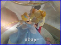Disney Cinderella SO THIS IS LOVE Musical Clock Snow Globe with Tag & Box