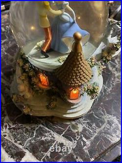 Disney Cinderella SO THIS IS LOVE Musical Light Up Clock Snow Globe Spins Rare