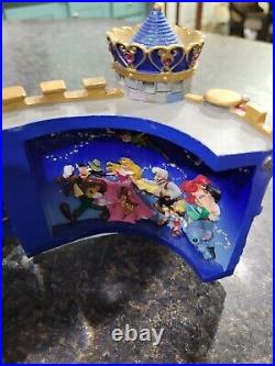 Disney Collectors RARE Disneyland 50th Anniversary Musical Castle Snow globe