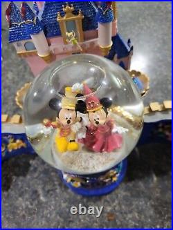 Disney Collectors RARE Disneyland 50th Anniversary Musical Castle Snow globe