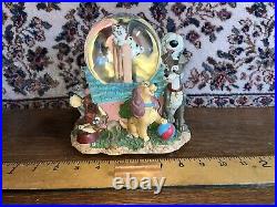 Disney Dogs Musical Globe h