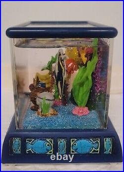 Disney Finding Nemo Aquarium Fish Tank Snow Globe Music Box- New condition