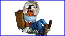 Disney Goofy Snowglobe Snow Globe Rotating Fish Bowl Musical Original Box Euc