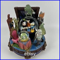 Disney Haunted Mansion Grim Grinning Ghosts Limited Edition Musical Snow Globe