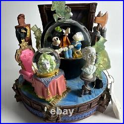 Disney Haunted Mansion Grim Grinning Ghosts Limited Edition Musical Snow Globe