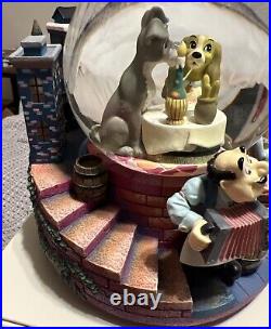 Disney Lady and the Tramp Bella Notte Musical Snow Globe Lights Music Glitter