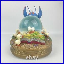 Disney Lilo & Stitch Ducks Ugly Ducklings Musical Snow Globe Snowglobe 1/100