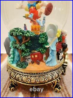 Disney Masters of Animation 9.5 Pinocchio Musical Water Globe. Ollie Johnston