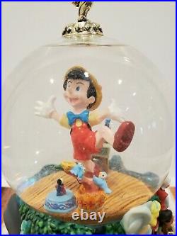 Disney Masters of Animation 9.5 Pinocchio Musical Water Globe. Ollie Johnston