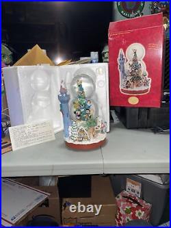 Disney Mickey & Friends Christmas Double Globe Musical Snowglobe Castle Box Read