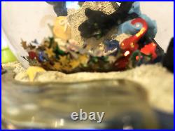 Disney Mickey & Minnie Mouse By The Beautiful Sea Beach Musical Snow Globe