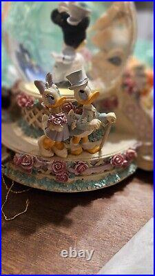 Disney Mickey & Minnie Wedding Cake Musical Snow Globe Plays Wedding March