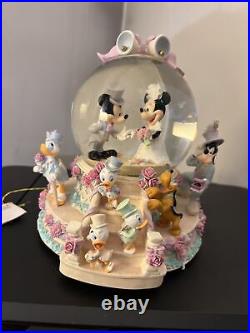 Disney Mickey & Minnie Wedding Cake Musical Snow Globe Plays Wedding March 7.5