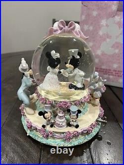 Disney Mickey & Minnie Wedding Cake Musical Snow Globe Plays Wedding March 7.5