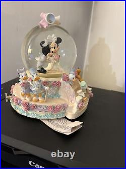 Disney Mickey & Minnie Wedding Cake Musical Snow Globe Plays Wedding March 7.5