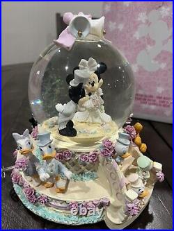 Disney Mickey & Minnie Wedding Cake Musical Snow Globe Plays Wedding March 7.5