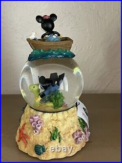 Disney Mickey Minnie at Sea Musical Snow Globe 7 Under the Sea New withBox