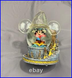 Disney Mickey Mouse Musical Snow Globe Fantasia Sorcerer's Apprentice RARE withbox