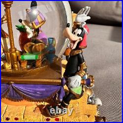 Disney Minnie Mouse Cleopatra Queen Of The Nile Light Up Musical Snow Globe