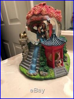 Disney Mulan Reflection Musical Snow Globe With Box