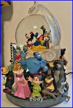 Disney Multi Character Light-Up Musical Snow Globe VHTF