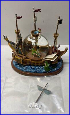 Disney Music Snow Globe Peter Pan/Captain Hook Pirate Ship You Can Fly Globe