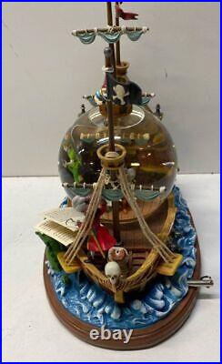 Disney Music Snow Globe Peter Pan/Captain Hook Pirate Ship You Can Fly Globe