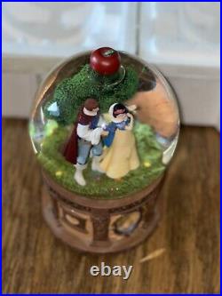 Disney Musical Globe Snow White Someday My Prince Will Come. Rare! With Box