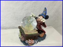 Disney Musical Snow Globe With Lights Mickey Fantasia The Sorcerers Apprentice