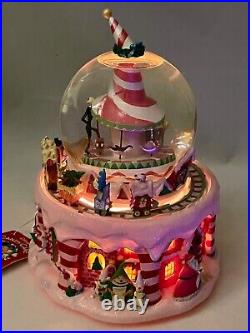 Disney Nightmare Before Christmas Lighted Music Box Snow Globe Christmas Town